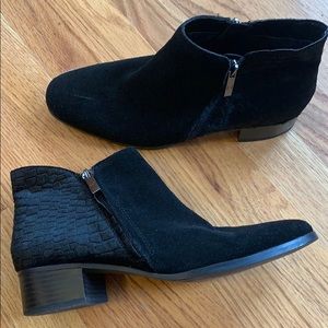 H By Halston Lana Suede & Croco Black Booties 8 M